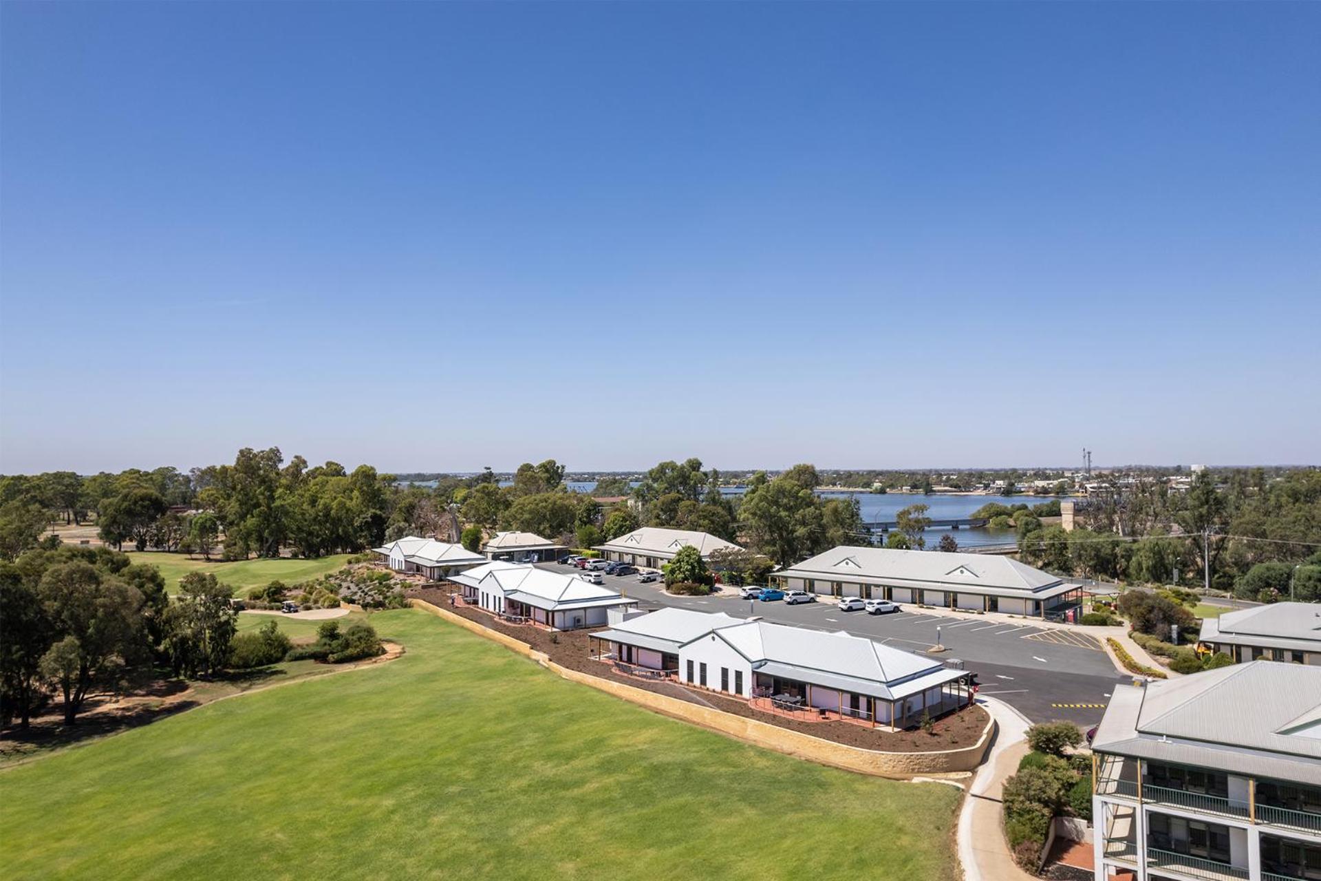 Yarrawonga Mulwala Golf Club Hotel Bagian luar foto The Lakes College, 2017